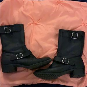 Black Hush puppies Boots